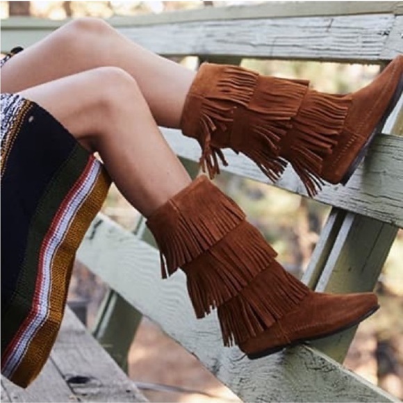 Minnetonka 3 Layer Fringe Boot Boho Moccasin in Brown Women’s size 9 - Picture 11 of 12